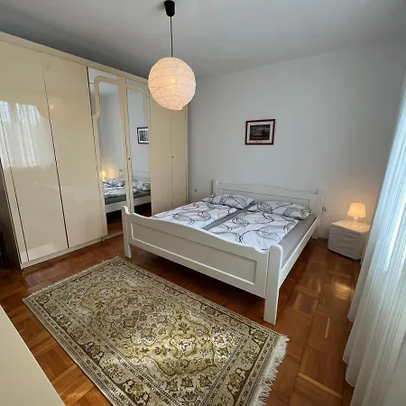 Apartman Bruna 1 Porec Exterior photo