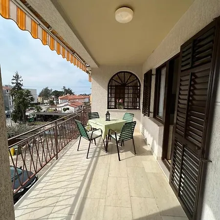 Apartman Bruna 1 Porec Exterior photo